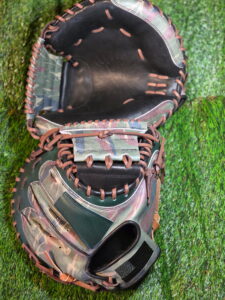 Camo Catchers Glove