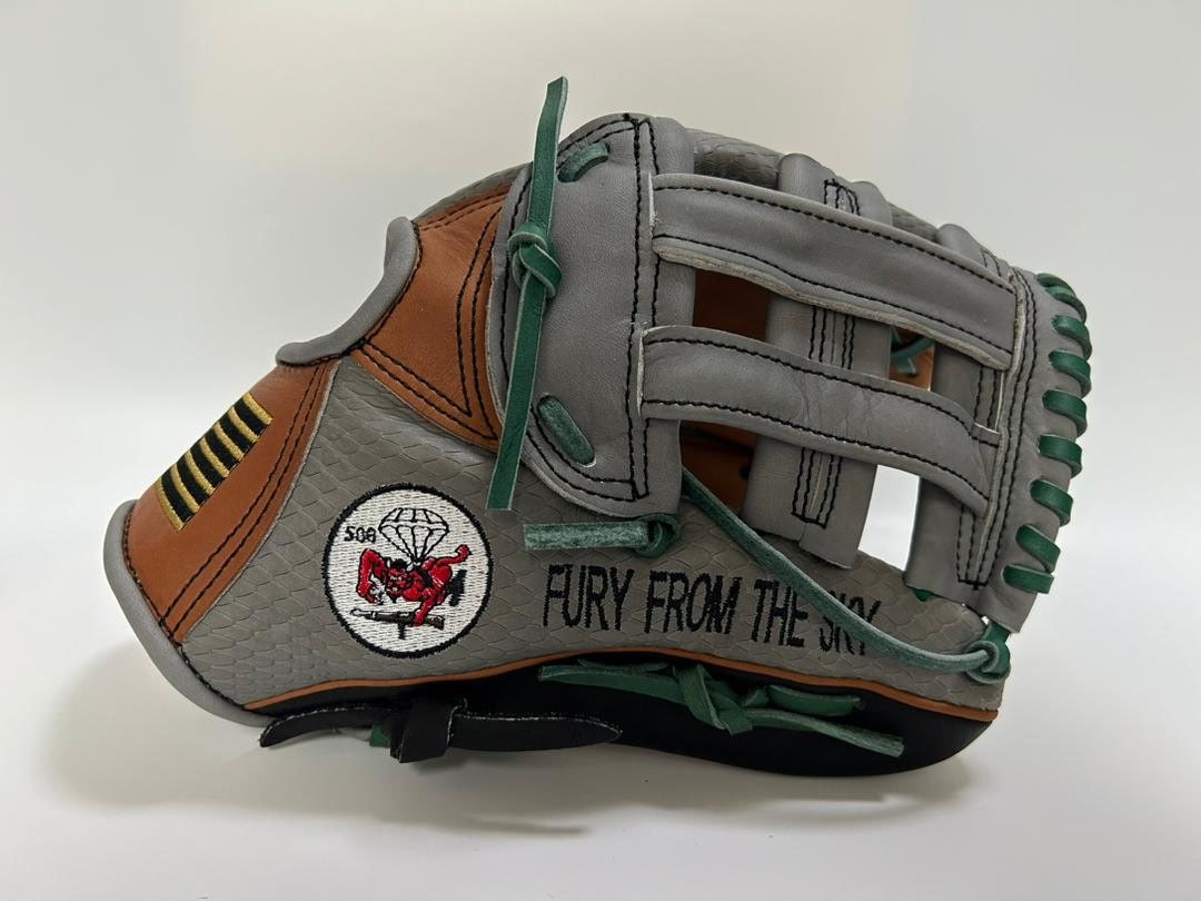 Glove